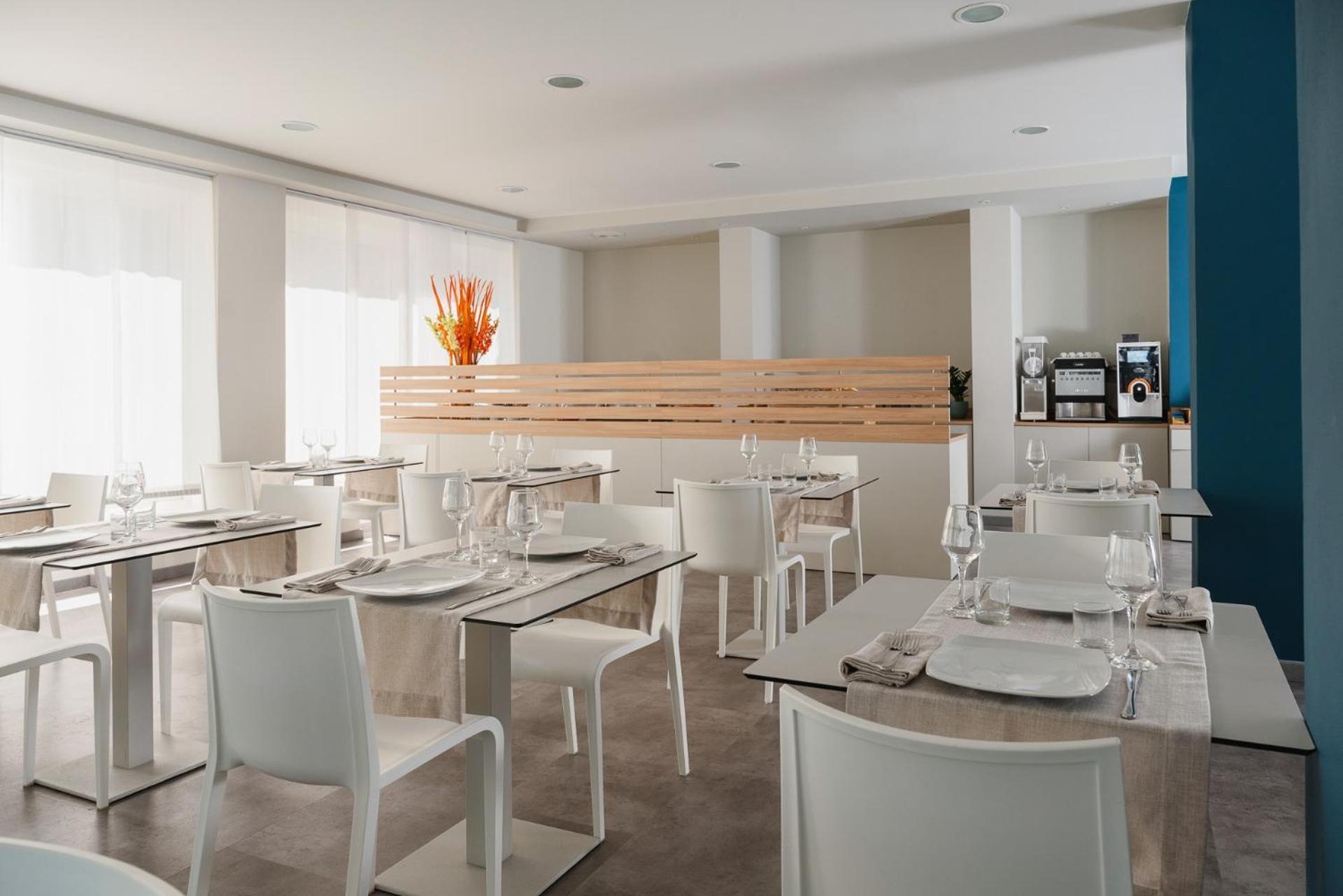 Hotel Embassy Riccione Exterior foto